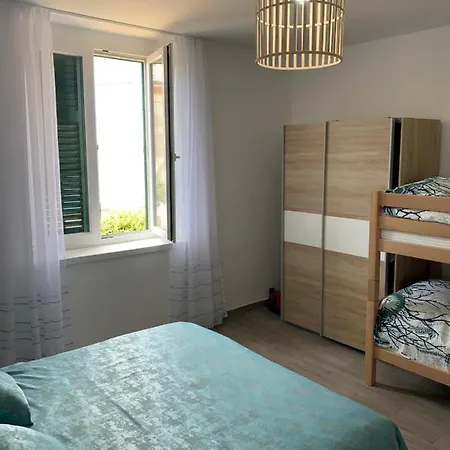 Apartment Viskovic *